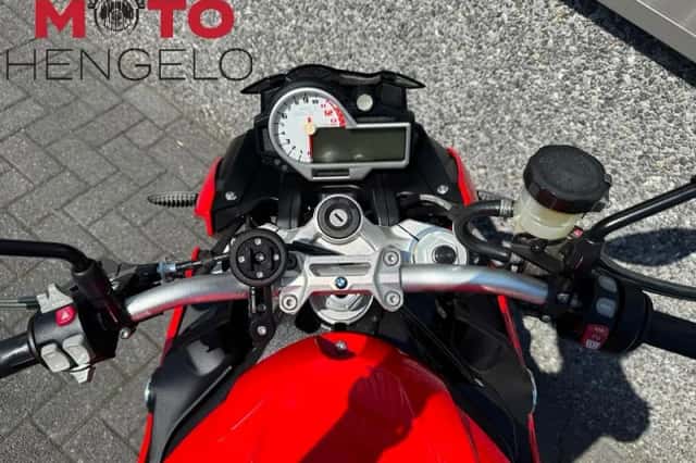 BMW S 1000 R (2015) thumbnail 4