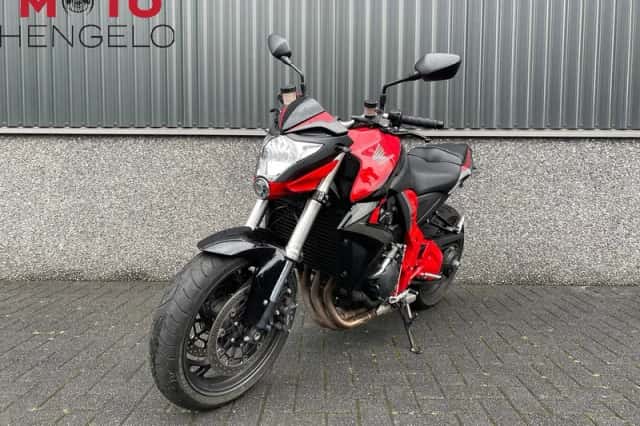Honda CB1000R (2016) thumbnail 2