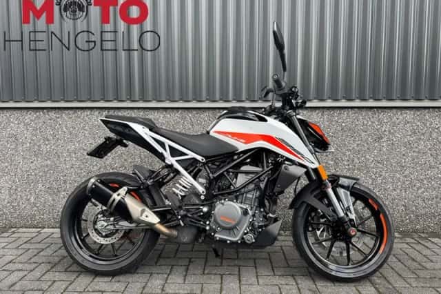 KTM Duke (2021) thumbnail 1