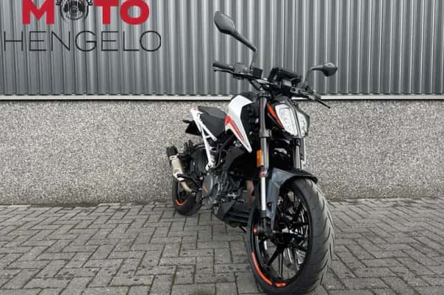 KTM Duke (2021) thumbnail 3