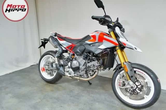 Ducati Hypermotard V2 SP (2026) thumbnail 3