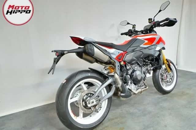 Ducati Hypermotard V2 SP (2026) thumbnail 4