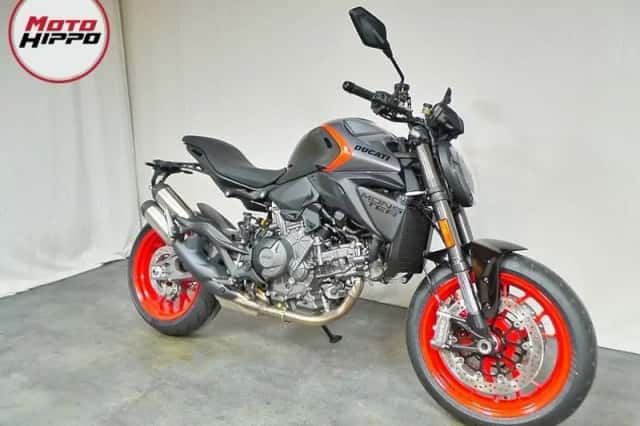 Ducati MONSTER V2 (2026) thumbnail 3
