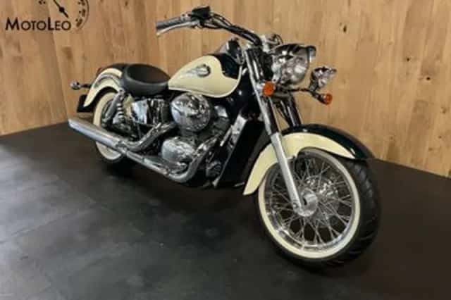 Honda VT 750C2 Shadow (1998) thumbnail 3