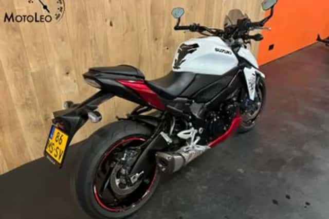 Suzuki GSX-S950 (2023) thumbnail 2