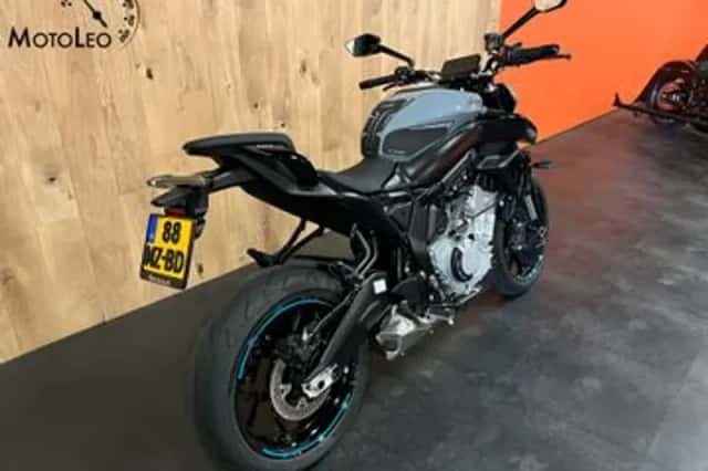 CFMoto 675 NK (2026) thumbnail 2