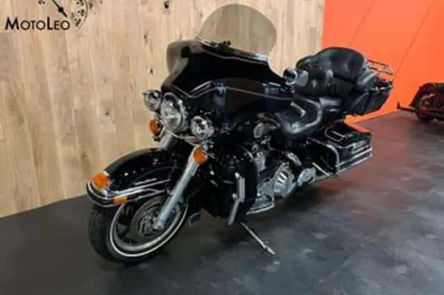 Harley-Davidson Electra Glide Ultra Classic (2002) thumbnail 4