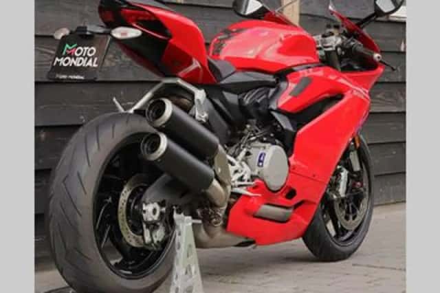 Ducati Panigale 959 (2016) thumbnail 5