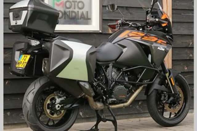 KTM 1290 Super Adventure S (2019) thumbnail 2