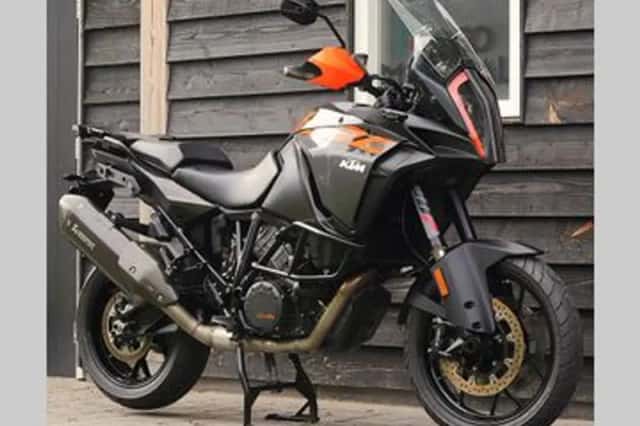 KTM 1290 Super Adventure S (2019) thumbnail 5