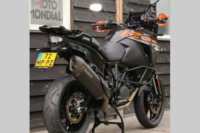KTM 1290 Super Adventure S (2019) thumbnail 6