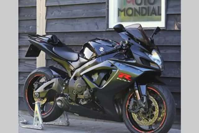 Suzuki GSX-R750 (2006) thumbnail 3
