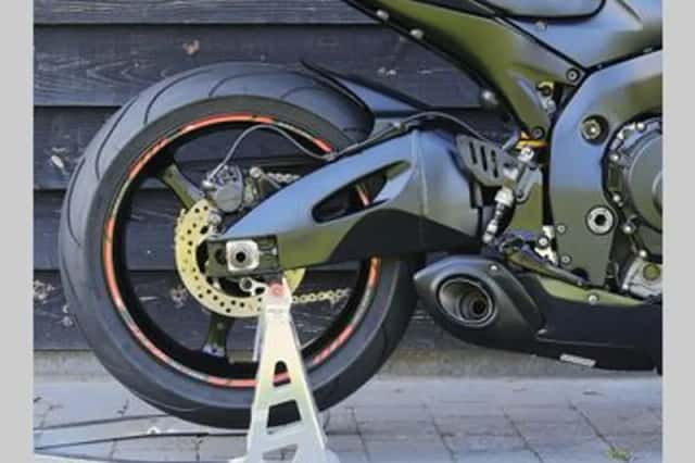 Suzuki GSX-R750 (2006) thumbnail 6