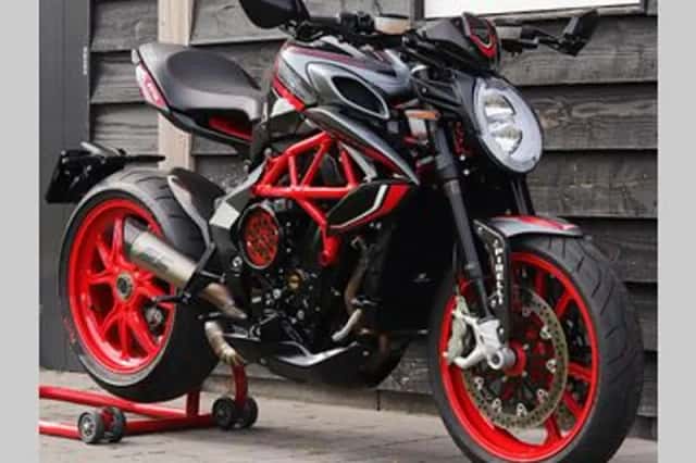 MV Agusta Brutale 800 Dragster (2021) thumbnail 5