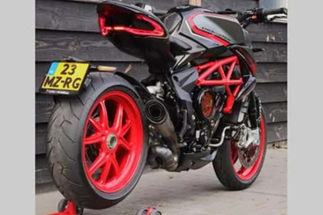 MV Agusta Brutale 800 Dragster (2021) thumbnail 6
