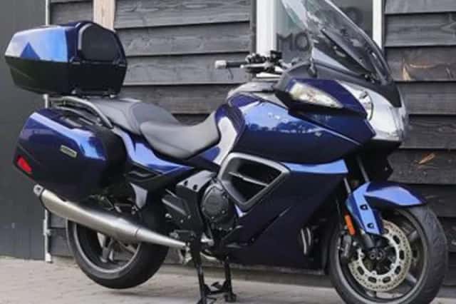 Triumph Trophy 1215 SE (2012) thumbnail 3