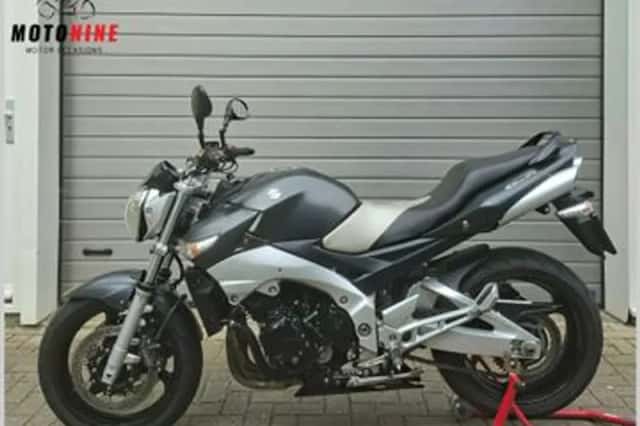 Suzuki GSR600 (2006) thumbnail 2