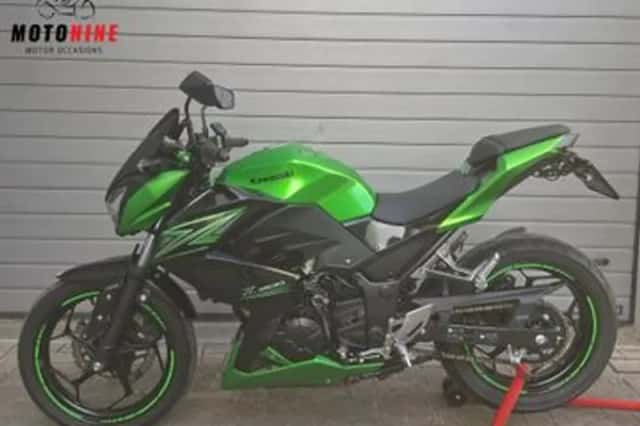 Kawasaki Z300 (2015) thumbnail 2