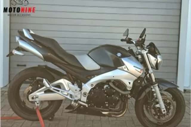 Suzuki GSR600 (2006) thumbnail 1