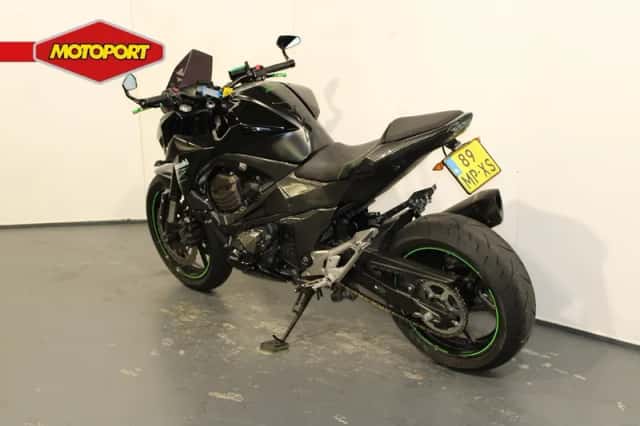 Kawasaki Z800 (2014) thumbnail 4