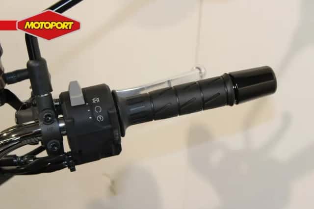 Kawasaki Z900RS (2026) thumbnail 6
