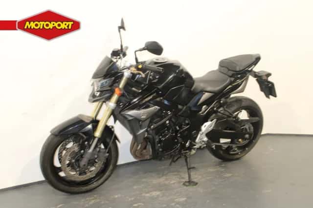 Suzuki GSR750 (2011) thumbnail 2