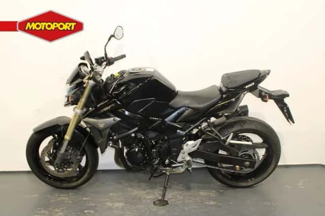 Suzuki GSR750 (2011) thumbnail 3