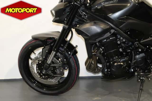 Kawasaki Z900 (2026) thumbnail 5