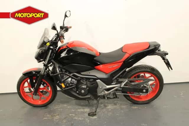 Honda NC 750 S (2017) thumbnail 3