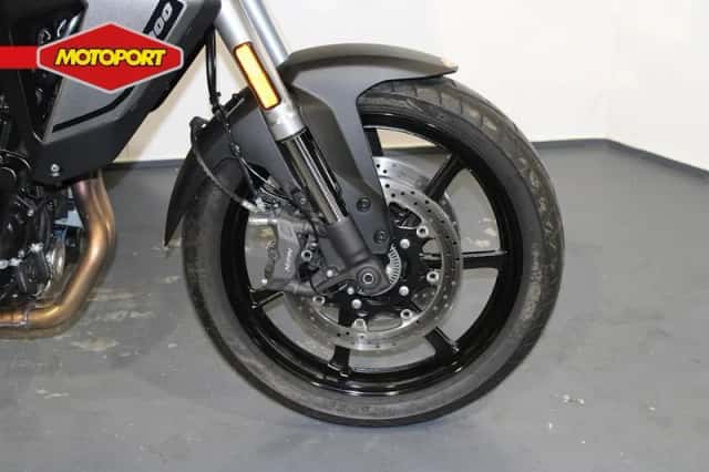 Suzuki V-Strom 800 (2025) thumbnail 4