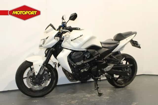 Kawasaki Z750 (2011) thumbnail 4