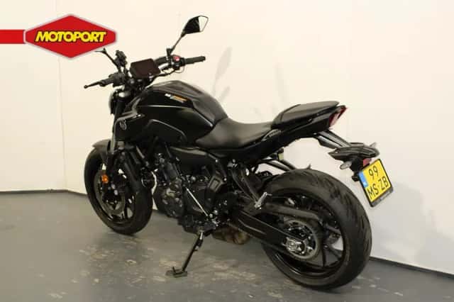 Yamaha MT-07 (2023) thumbnail 4