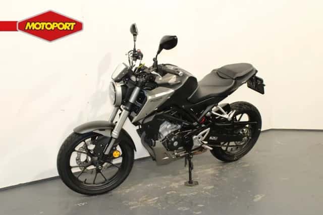 Honda CB125R (2020) thumbnail 2
