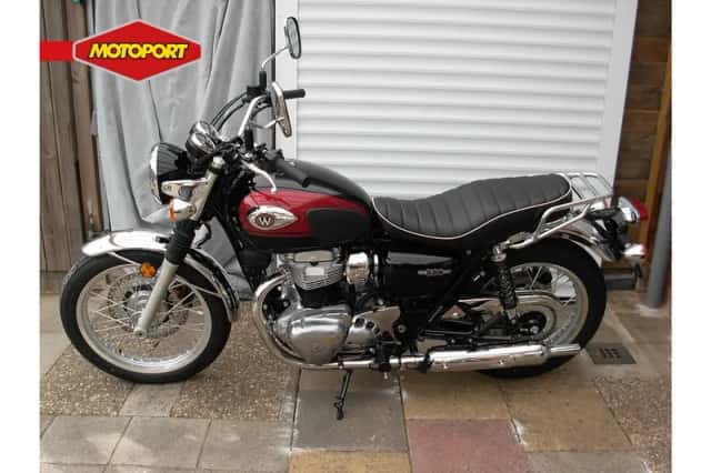 Kawasaki W800 (2024) thumbnail 4