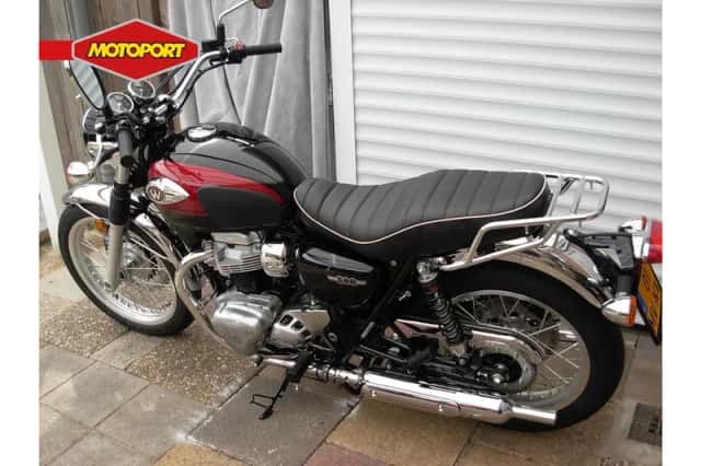 Kawasaki W800 (2024) thumbnail 6