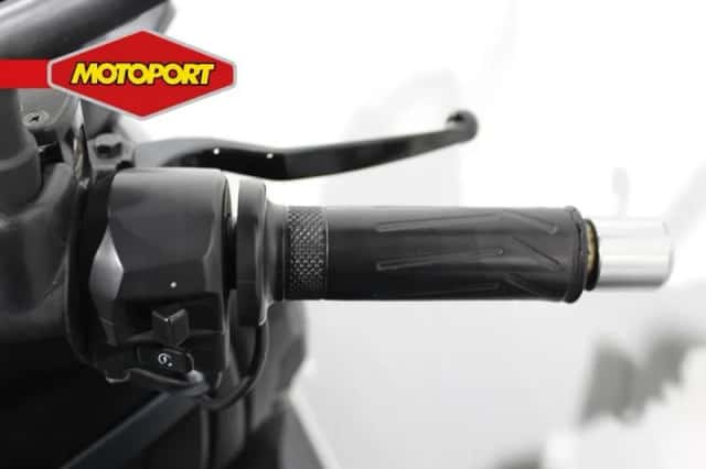 Yamaha X MAX 400 (2015) thumbnail 3