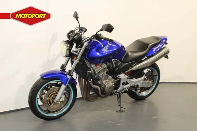 Honda CB 900 F (2002) thumbnail 2
