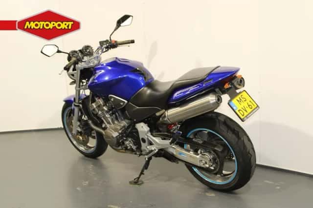 Honda CB 900 F (2002) thumbnail 4