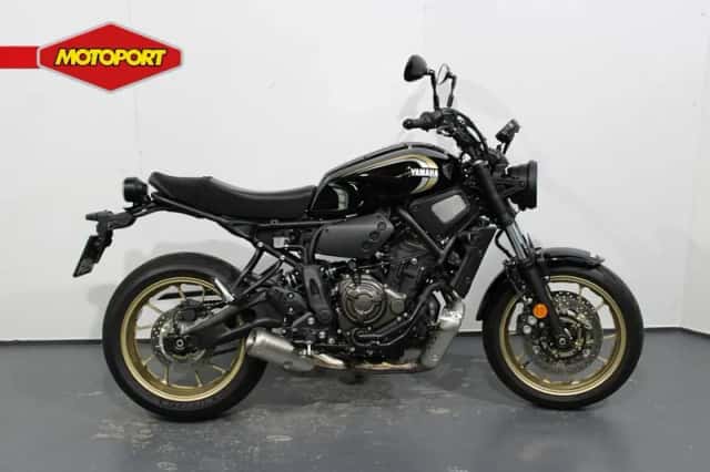 Yamaha XSR700 (2024) thumbnail 1