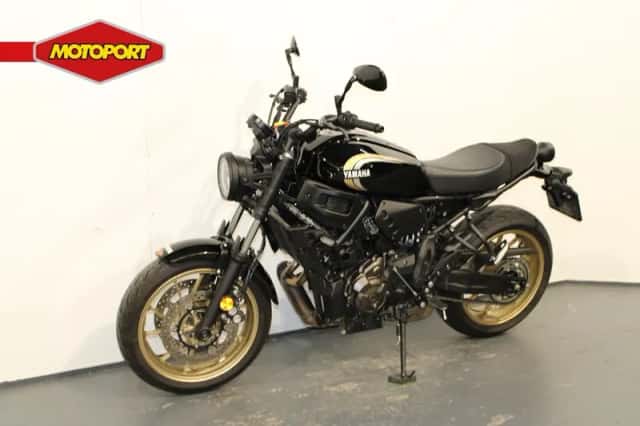 Yamaha XSR700 (2024) thumbnail 2