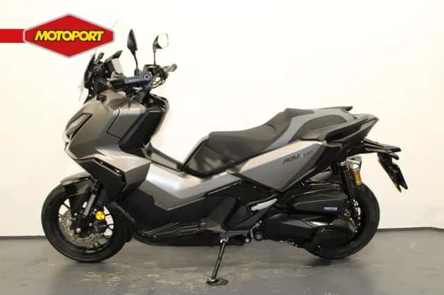 Honda Adv 350 (2025) thumbnail 4