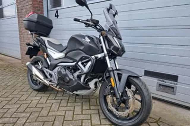 Honda NC 750 S (2016) thumbnail 2