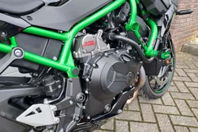 Kawasaki Z H2 (2022) thumbnail 6