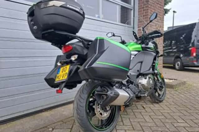 Kawasaki Versys 1000 S (2018) thumbnail 3
