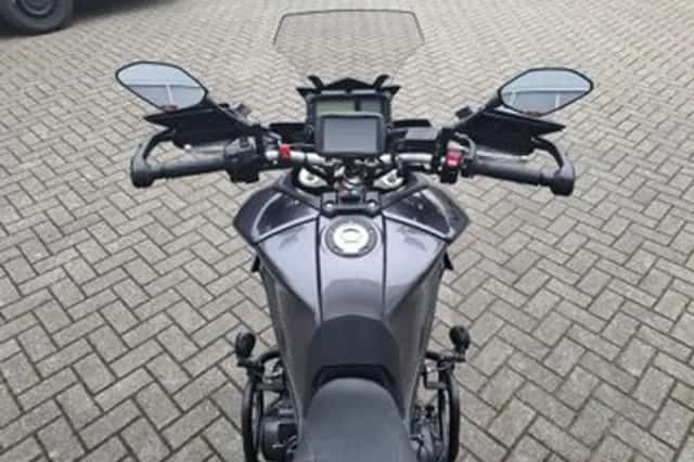 Yamaha Tracer 900 (2016) thumbnail 4