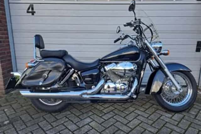 Honda VT 750C Shadow (2006) thumbnail 1