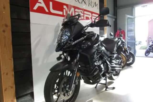 Suzuki V-Strom 650 (2020) thumbnail 2