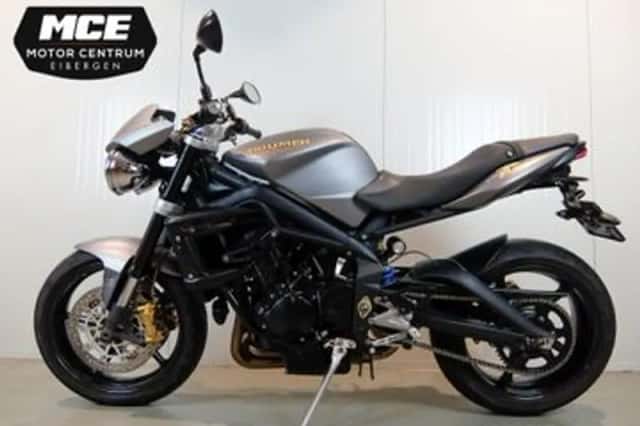 Triumph Street Triple R (2009) thumbnail 3
