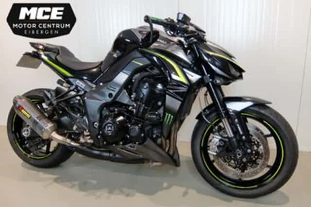 Kawasaki Z1000 (2017) thumbnail 3
