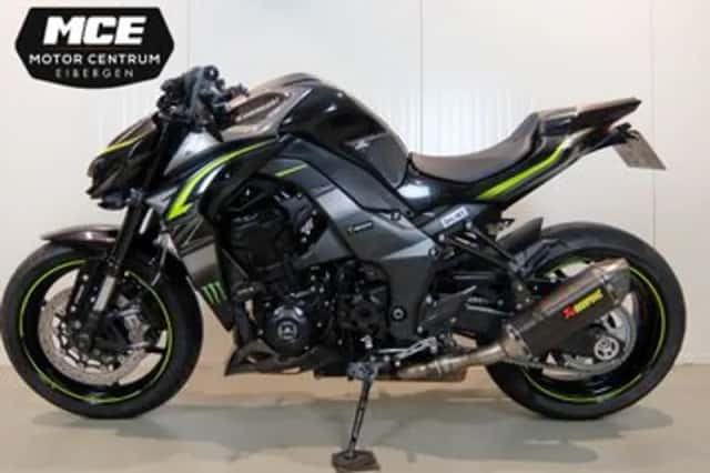Kawasaki Z1000 (2017) thumbnail 6